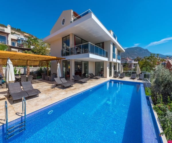 Villa Greenscape