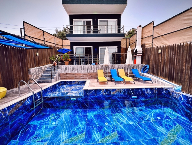 Villa Powder