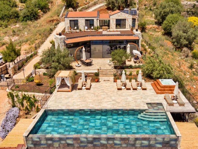 Villa Silver House