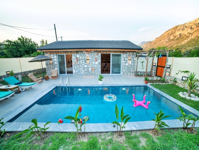 Villa Eren Köy Evi