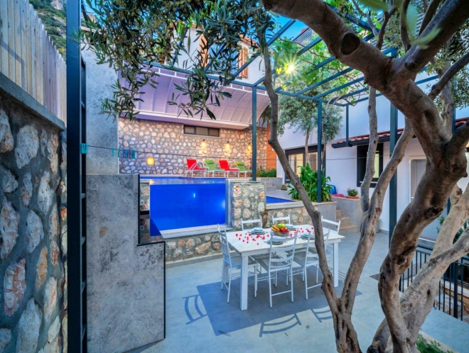 Villa Therapy Aqua