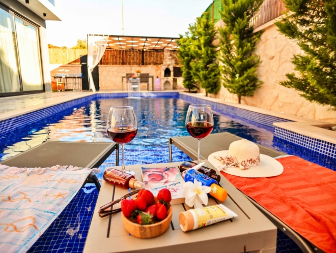 Villa Demir's