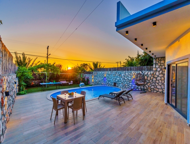 Villa YEK