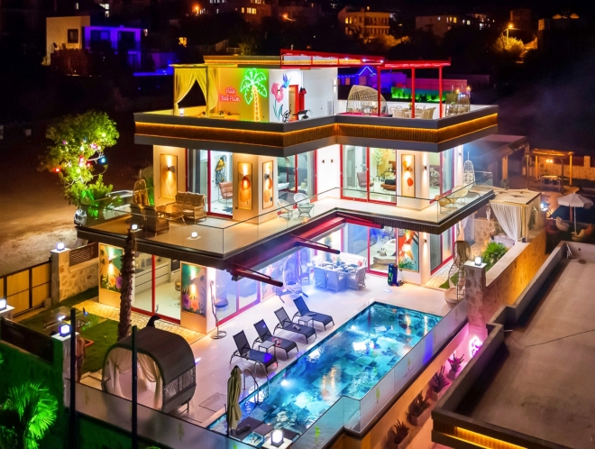 Villa Red Palm