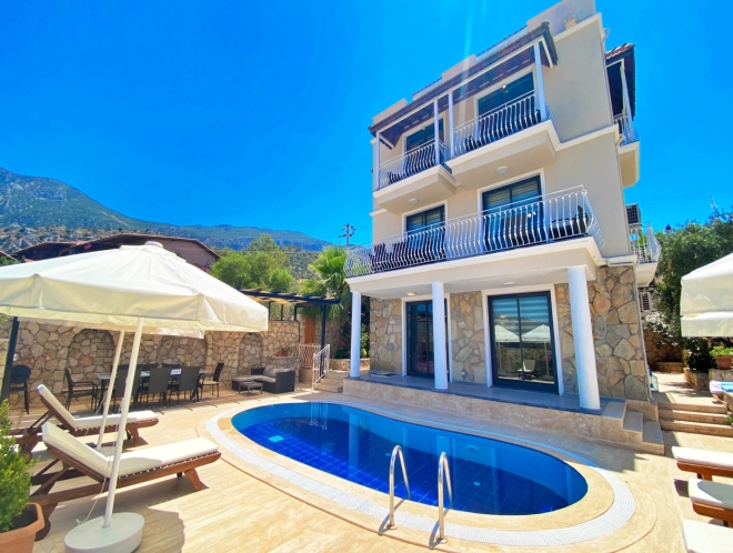 Villa Leo Kışla