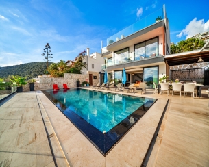 Villa Cratos Luxury