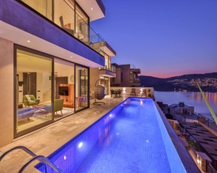 Bank Villa 2