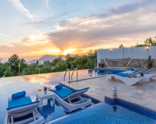 Villa Özge Üzümlü