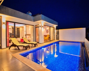 BBVL Villa Uğur Üzümlü