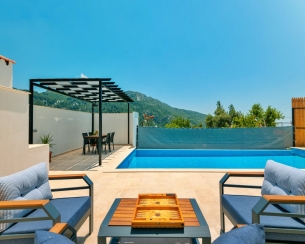 Villa Zeybek Evi