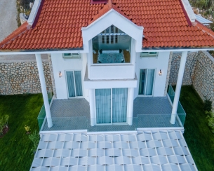 Villa Elena 2