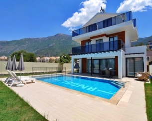 Villa Nes 2