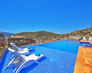 Villa Falcon Exclusive