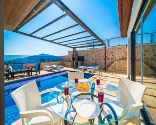 Villa Algi