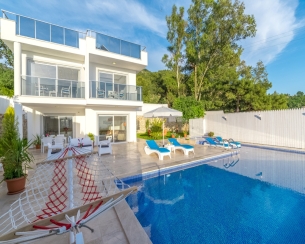 Villa Özge Üzümlü