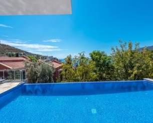 Villa Greenscape