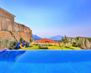 Villa Hira 2