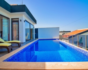BBVL Villa Uğur Üzümlü
