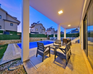 Villa Daisy B