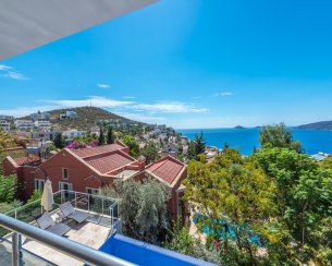 Villa Greenscape