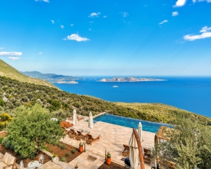 Villa Silver House