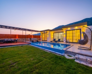 Villa Golden Two