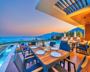 Villa Aura F