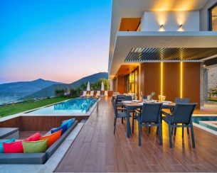Villa Aura D