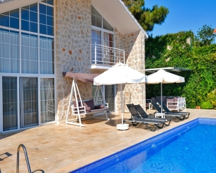 Villa Hira 1