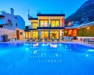 Villa Cratos Luxury