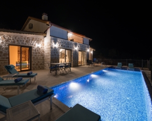 Villa Ev May