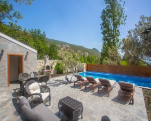 Villa Half Moon 2