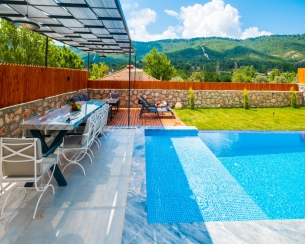 Villa Golden One