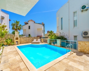 Villa Tarus Mara