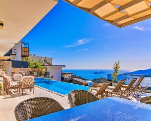 Villa July