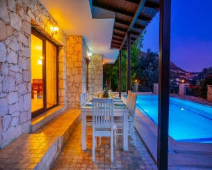Villa Otantik