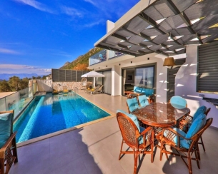 Villa Kaya Royal