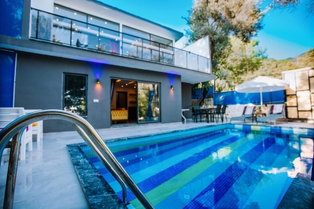 Villa Cerenimo 1 Resim