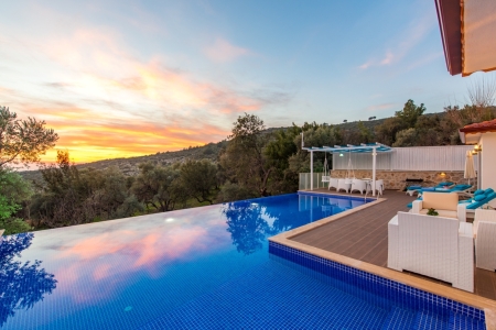 Villa Luna 3 Resim