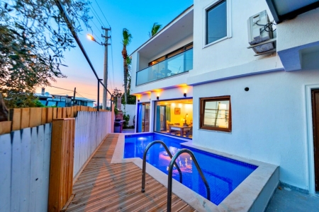 Villa APT Suite 4 0 Resim