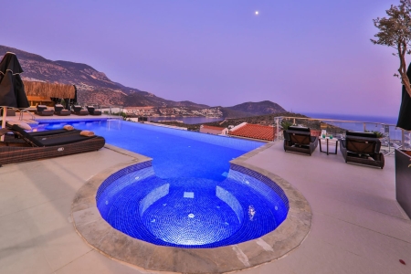 Villa Manila 3 Resim