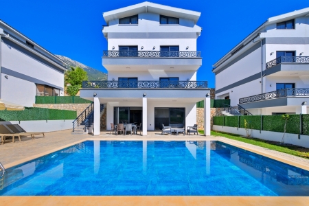 Villa Daisy B 0 Resim